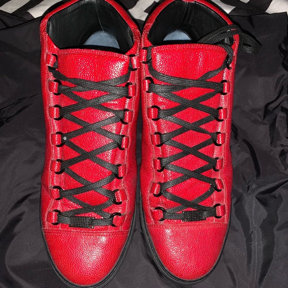 Men’s High Top Only And worn 2 times